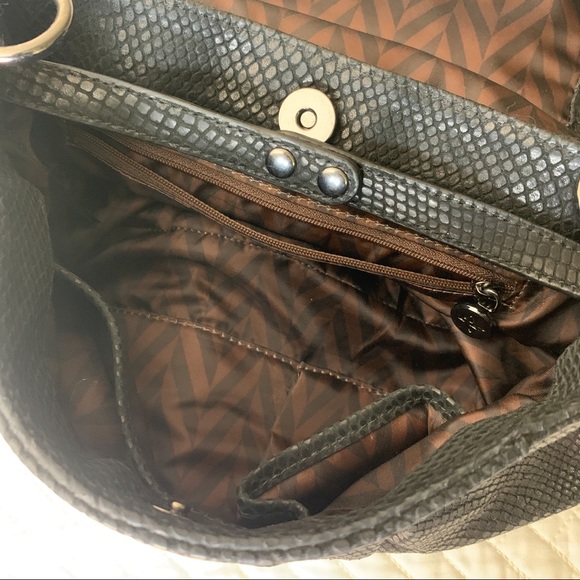 Adrienne Vittadini edinburgh hobo bag Black - Picture 8 of 11